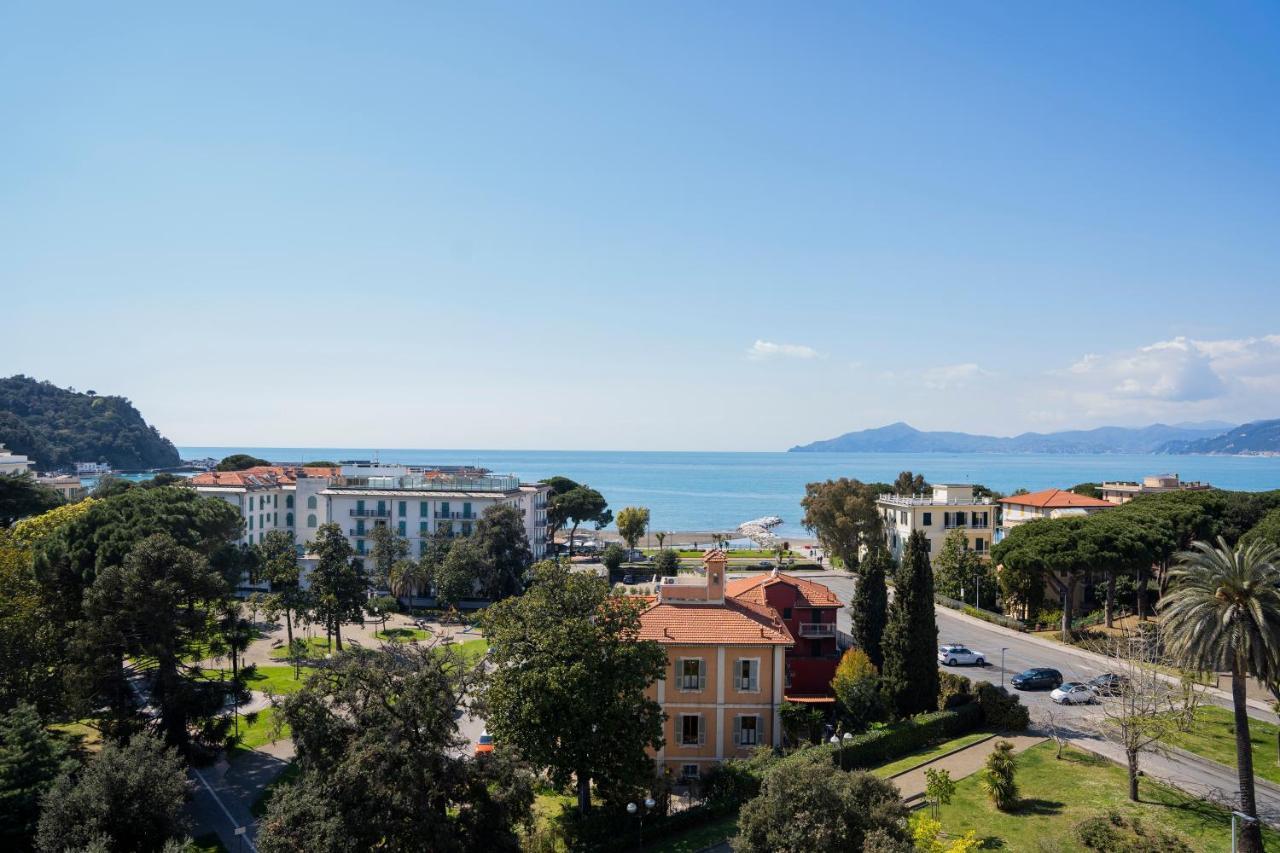 025 - Casa Panoramica In Centro, 90Metri Spiaggia Vista Mare Con Terrazzo Vista Portofino Apartment Sestri Levante Exterior photo